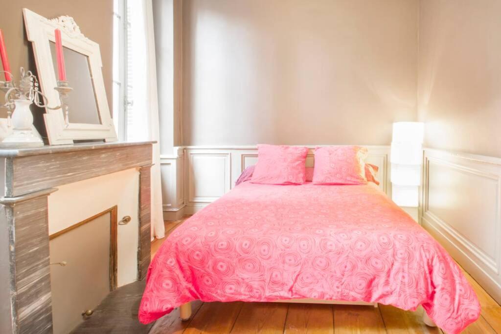 Au Coeur Du Quartier Historique Apartment Бордо Екстериор снимка