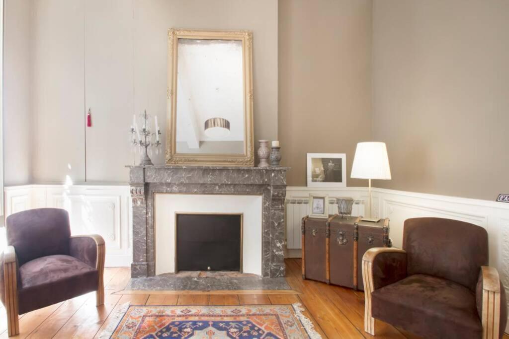 Au Coeur Du Quartier Historique Apartment Бордо Екстериор снимка